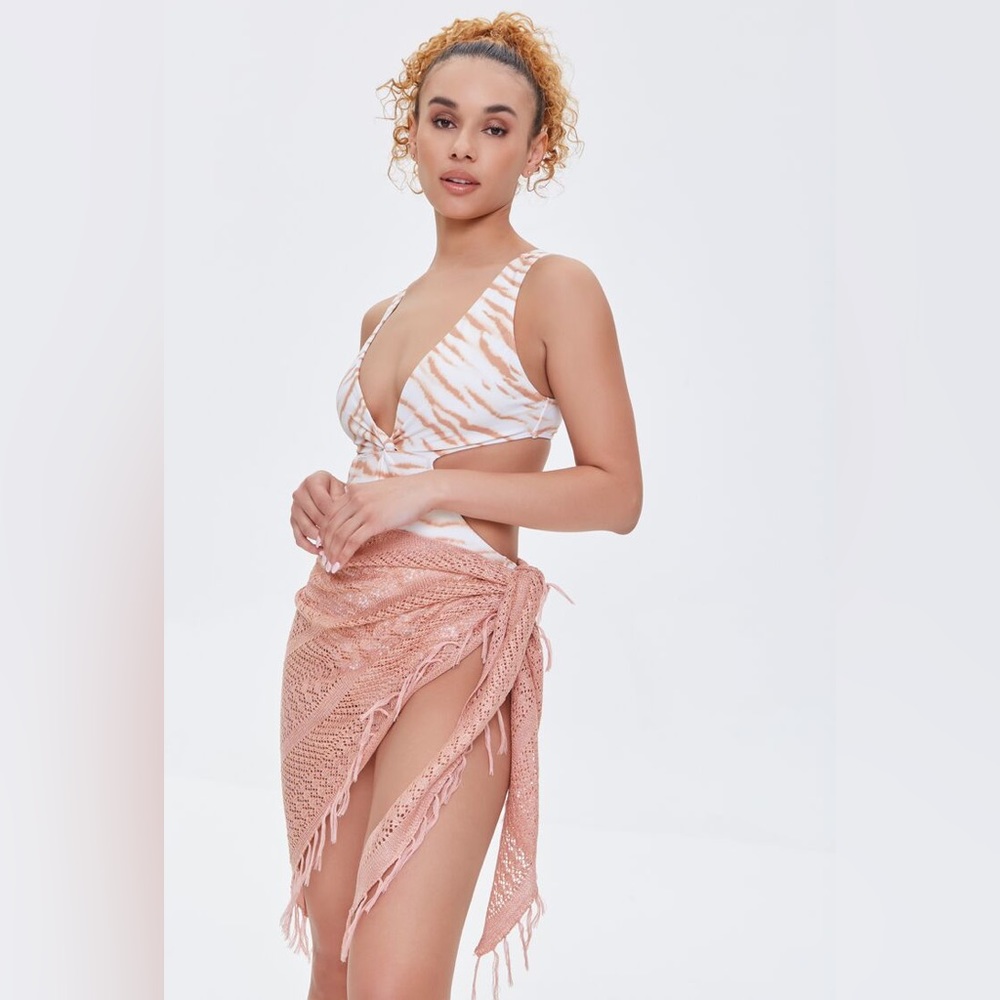 NWOT Forever 21 Blush Crochet Sarong Swim Cover-up